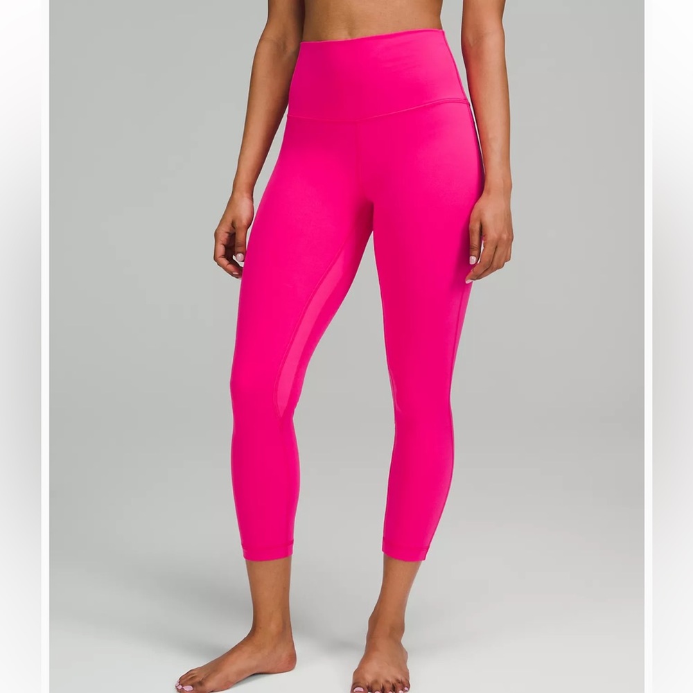 lululemon Align™ High-Rise Crop 23" leggings size 4 Barbie sonic Pink